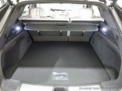 New 2026 Cadillac Lyriq Signature Luxury image 19