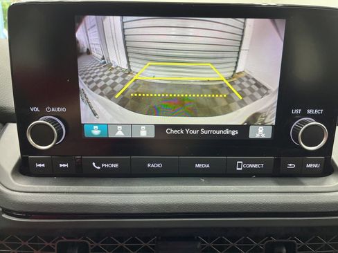 Used 2025 Honda Accord SE image 16