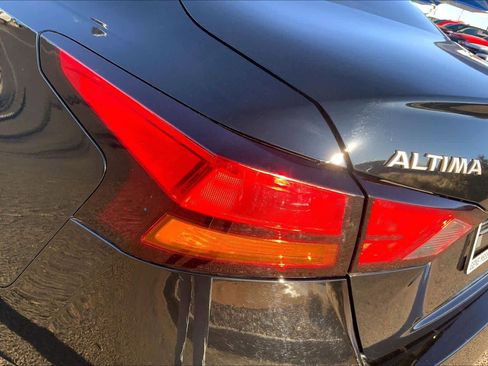 Used 2023 Nissan Altima 2.5 SV image 27