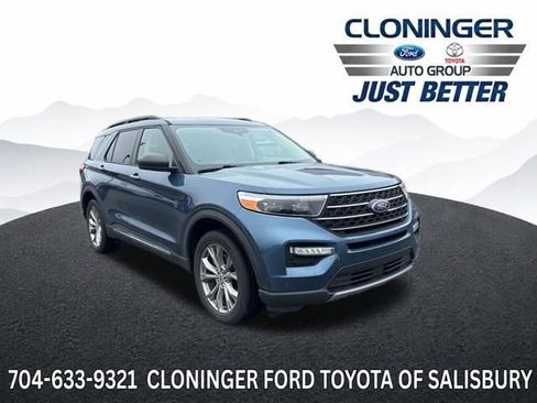 Used 2020 Ford Explorer XLT w/ Equipment Group 202A AWD/4WD image 1