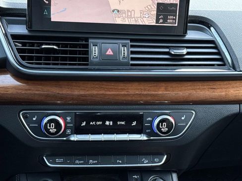 Used 2023 Audi Q5 2.0T Premium Plus w/ Premium Plus Package image 19