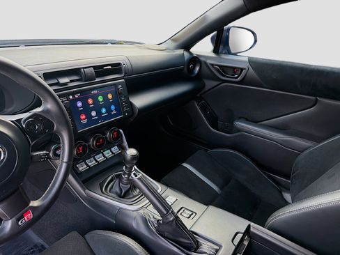 Used 2023 Toyota GR86 Premium image 21