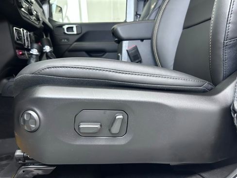 New 2025 Jeep Wrangler Unlimited Rubicon 392 image 23