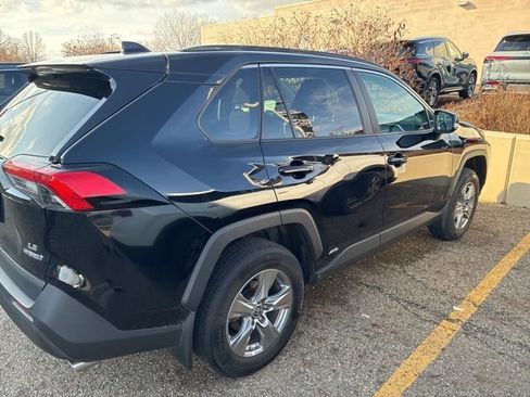 Used 2024 Toyota RAV4 LE image 4