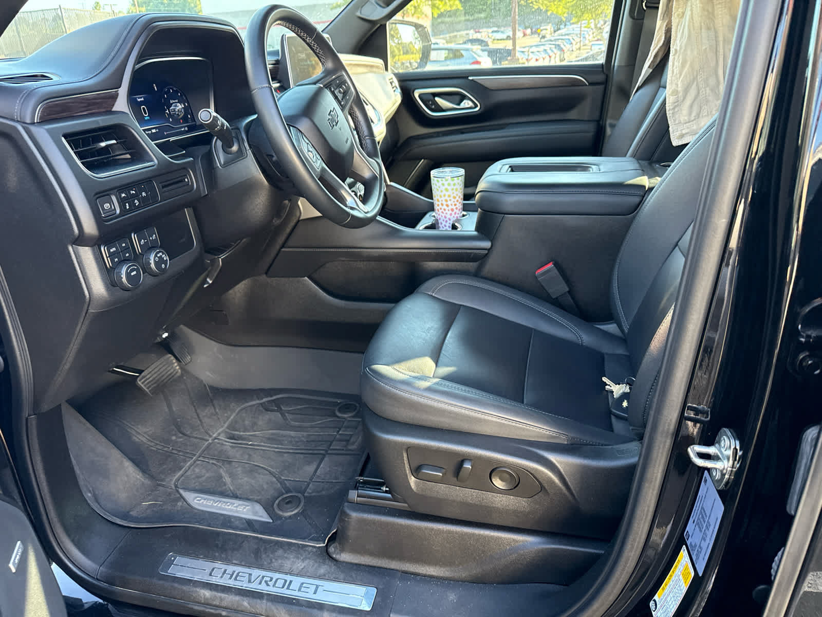 Used 2023 Chevrolet Tahoe Z71 AWD/4WD image 8