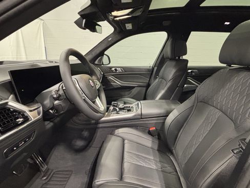 New 2026 BMW ALPINA XB7 AWD/4WD image 12