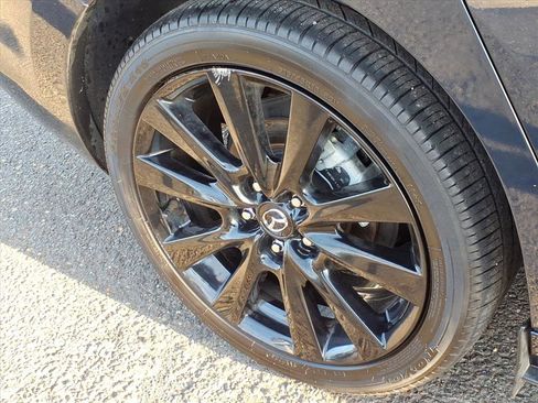 Used 2024 MAZDA MAZDA3 s image 8