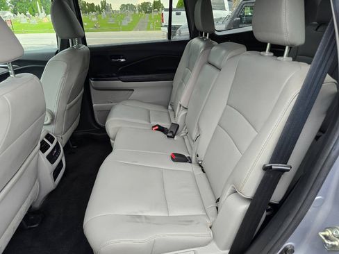 Used 2017 Honda Pilot EX-L image 24