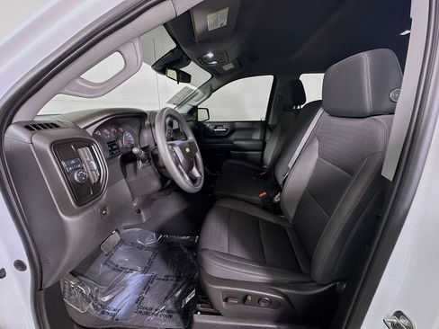 Used 2023 Chevrolet Silverado 1500 Custom image 12