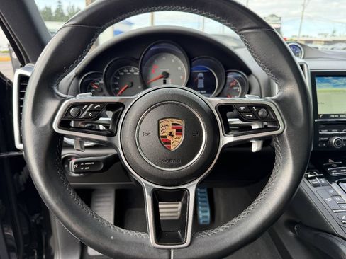 Used 2016 Porsche Cayenne S AWD/4WD image 28