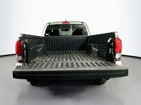 Certified 2020 Toyota Tacoma SR w/ SR Convenience Package AWD/4WD image 24