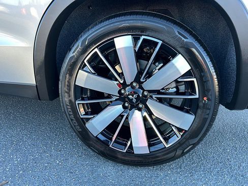 New 2026 Mitsubishi Outlander SE image 10