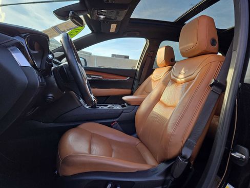 Used 2021 Cadillac XT5 Premium Luxury image 12