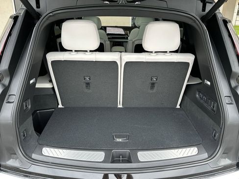 New 2026 Cadillac Vistiq Luxury image 28