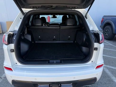 Used 2019 Jeep Cherokee High Altitude image 22