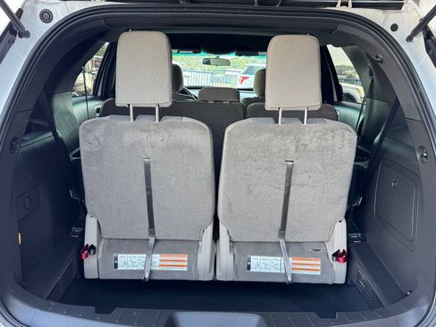 Used 2014 Ford Explorer XLT FWD image 55