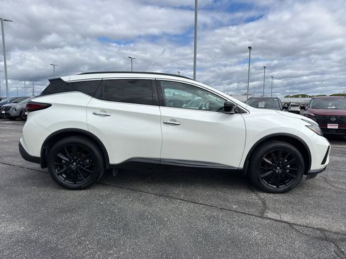 Certified 2024 Nissan Murano SV w/ SV Midnight Edition Package AWD/4WD image 4