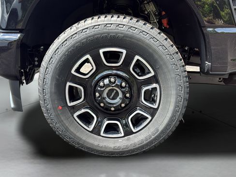 New 2026 Ford F250 Platinum AWD/4WD image 26