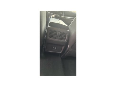 Used 2025 Nissan Rogue SV FWD image 12