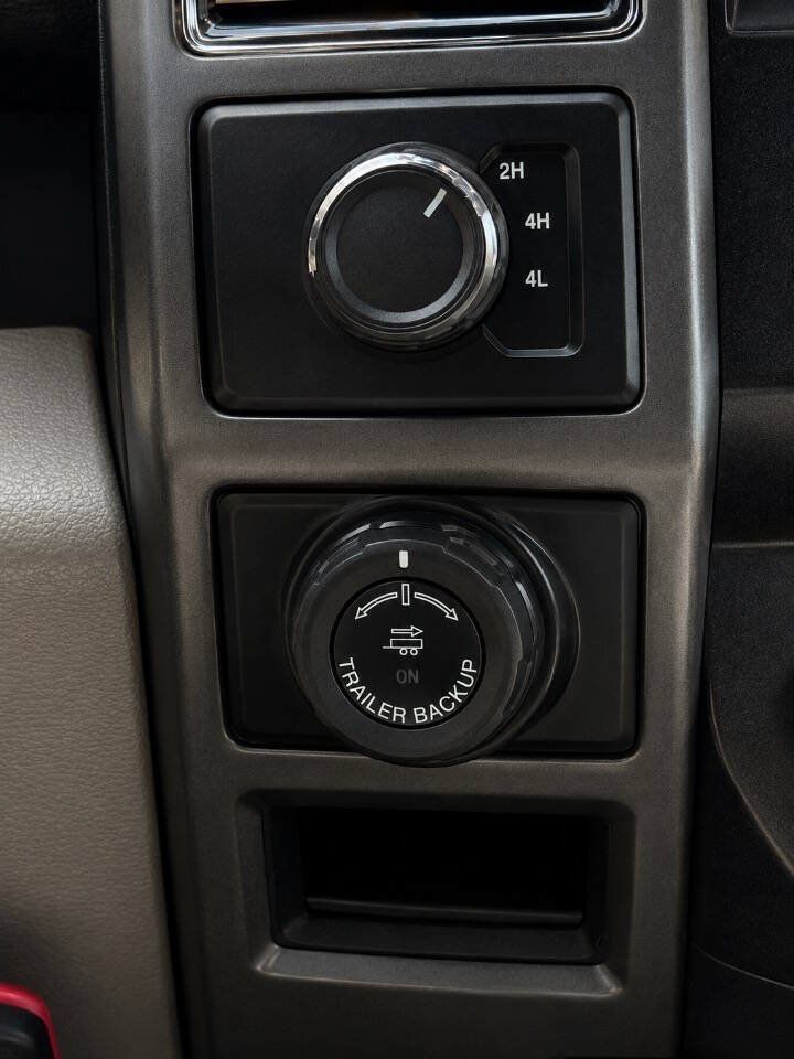 Used 2019 Ford F150 XLT w/ XTR Package AWD/4WD image 17