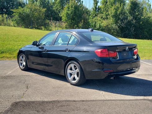Used 2013 BMW 320i xDrive Sedan AWD/4WD image 6