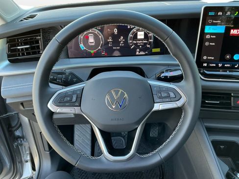 New 2026 Volkswagen Tiguan SE image 10