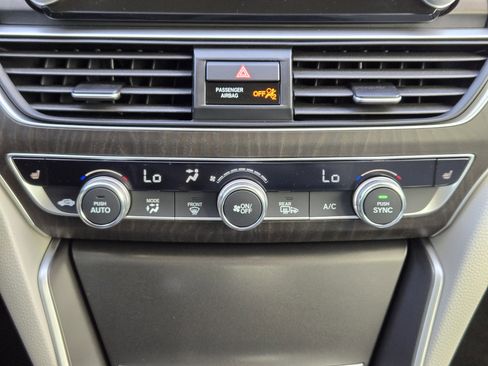 Used 2019 Honda Accord EX image 23