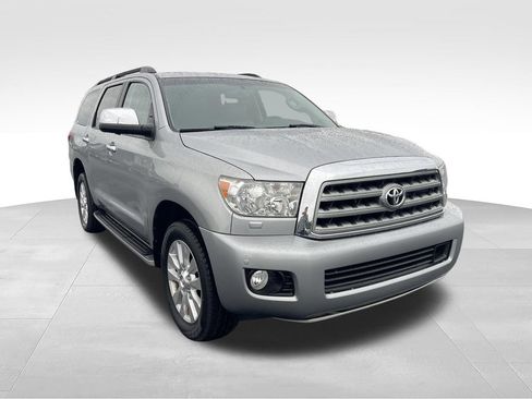 Used 2016 Toyota Sequoia Platinum AWD/4WD image 7
