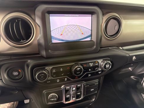 Used 2020 Jeep Wrangler Unlimited Sport S image 16