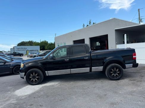 Used 2006 Lincoln Mark LT 2WD image 2