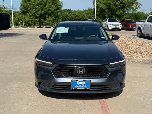 Used 2023 Honda Accord EX image 8