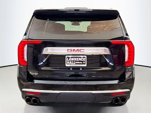 Used 2023 GMC Yukon XL Denali AWD/4WD image 5