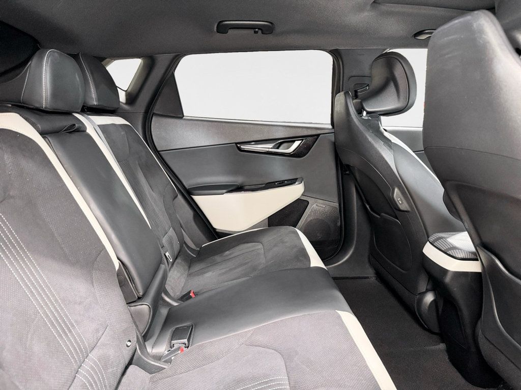 Used 2024 Kia EV6 GT-Line AWD/4WD image 23