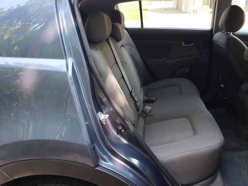 Used 2011 Kia Sportage LX w/ Convenience Pkg FWD image 21