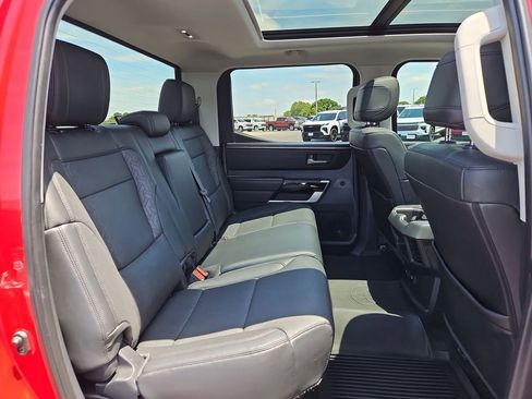 Used 2022 Toyota Tundra Limited w/ Power Package AWD/4WD image 27