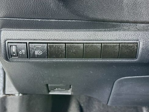Used 2024 Toyota Corolla LE FWD image 10