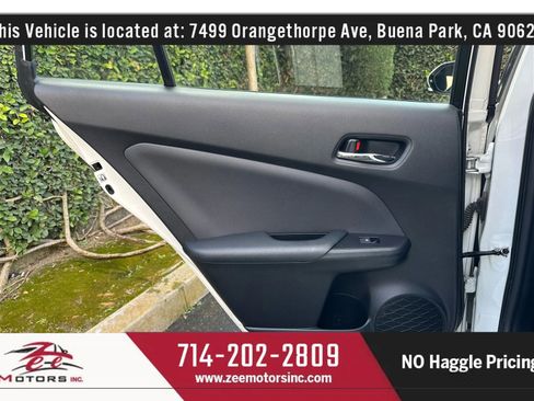 Used 2016 Toyota Prius Three image 43