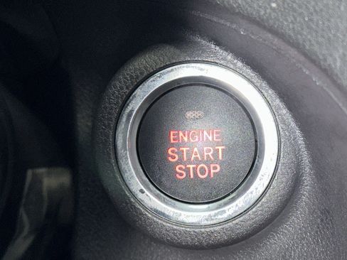 Certified 2025 Subaru Ascent Bronze Edition image 32