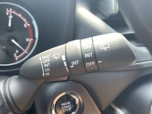 Used 2025 Toyota RAV4 XLE w/ Convenience Package FWD image 33