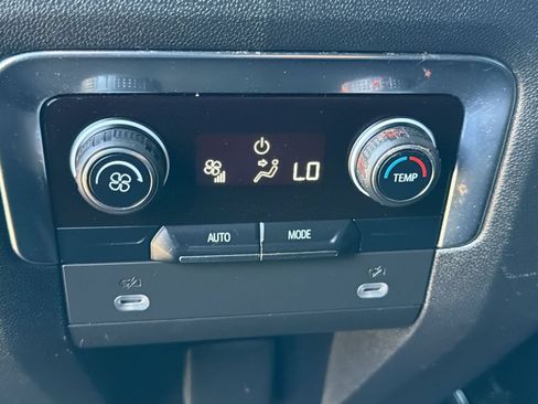 Used 2023 Chevrolet Tahoe LS RWD image 21