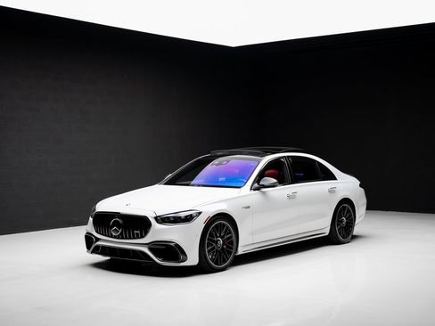 Used 2024 Mercedes-Benz S 63 AMG S image 4