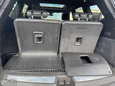 Used 2024 Cadillac XT6 Sport w/ LPO, Floor Liner Package AWD/4WD image 8