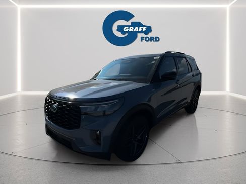 New 2026 Ford Explorer ST-Line w/ ST-Line Street Pack image 2