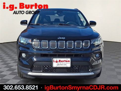 Used 2022 Jeep Compass Limited image 2
