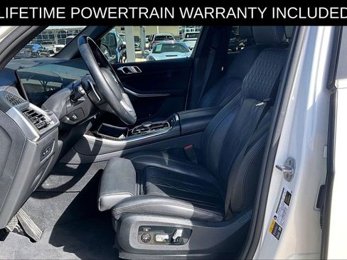 Used 2025 BMW X5 xDrive50e image 26