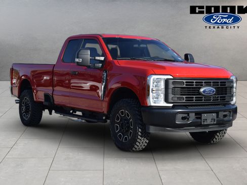 Used 2025 Ford F350 XL w/ XL Off-Road Package AWD/4WD image 2