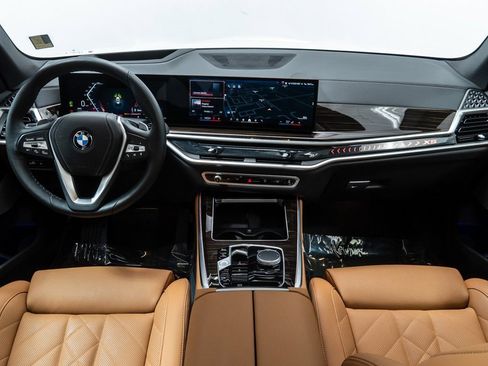 Used 2024 BMW X5 xDrive40i w/ Premium Package image 23