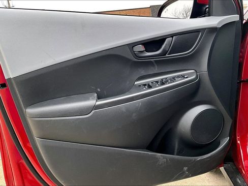 Used 2020 Hyundai Kona SEL w/ Cargo Package image 14