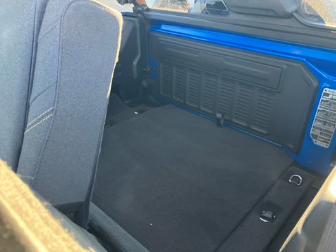 Used 2024 Jeep Wrangler Unlimited w/ Convenience Group image 41