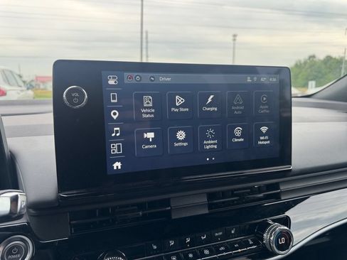 Used 2025 Honda Prologue Touring image 19